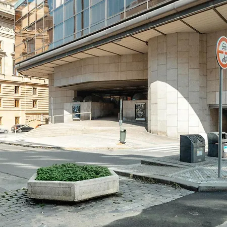 Downtown 2bd Riverside Near Dancing House Prag